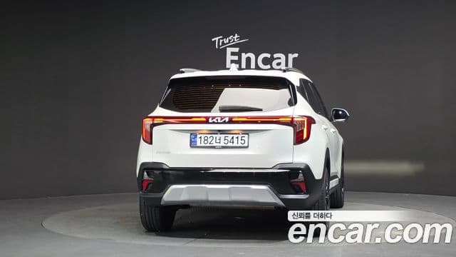 Kia The / новый New Seltos Signature, 2023 4