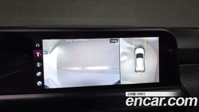 Kia The / новый New Seltos Signature, 2023 16