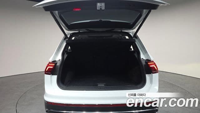Volkswagen Tiguan 2세대 Prestige, 2024 21