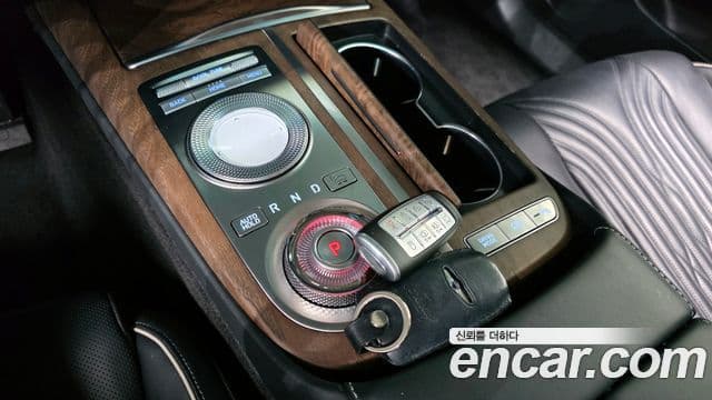 Genesis G80 (RG3) бензин 2.5 турбо AWD, 2021 9