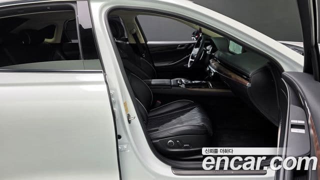 Genesis G80 (RG3) бензин 2.5 турбо AWD, 2021 10