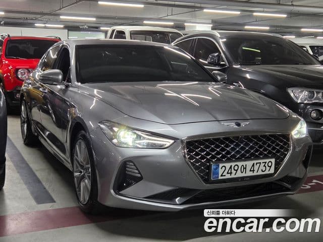 Genesis G70 Elite, 2020 3