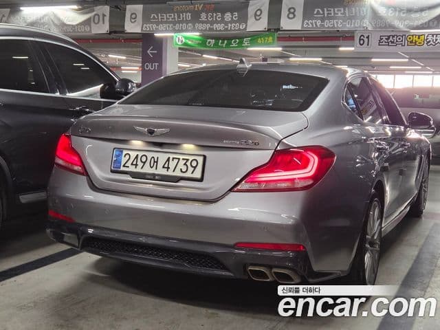 Genesis G70 Elite, 2020 4