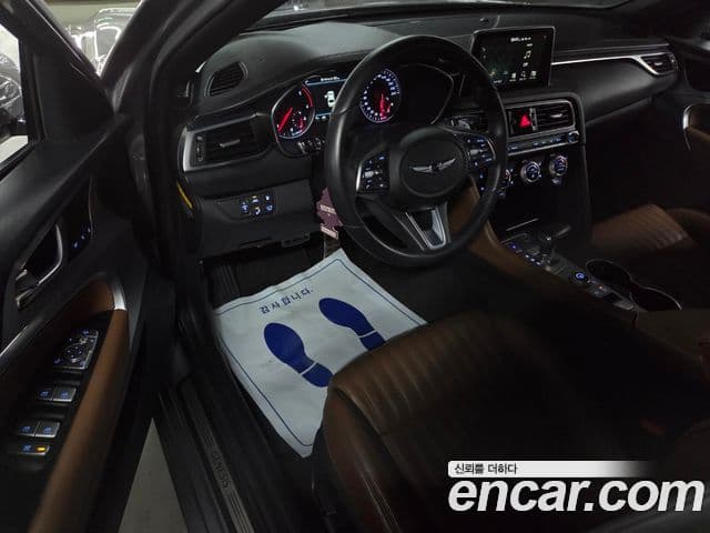 Genesis G70 Elite, 2020 9