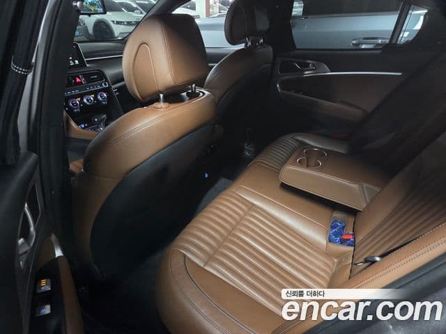 Genesis G70 Elite, 2020 17