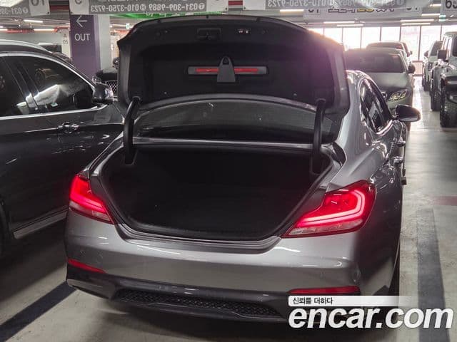 Genesis G70 Elite, 2020 19