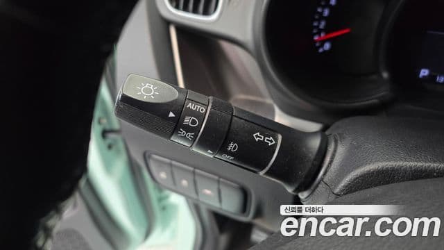 Kia The / новый New Ray Signature, 2021 17