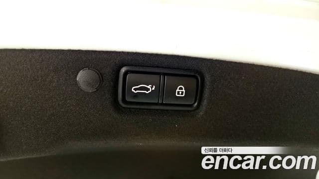 Kia K7 Premier гибрид Noblesse, 2021 20