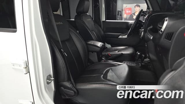 Jeep Wrangler (JK) 3.6 Sahara 4도어, 2017 10