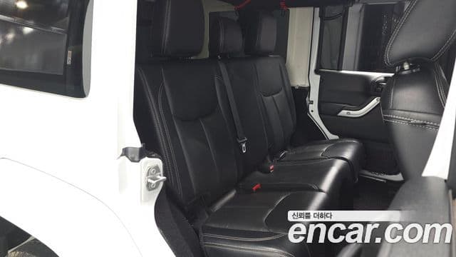 Jeep Wrangler (JK) 3.6 Sahara 4도어, 2017 11