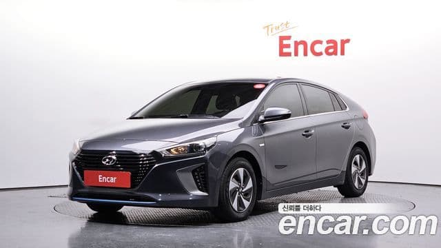 Hyundai Ioniq гибрид, 2017 1