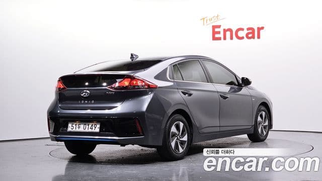 Hyundai Ioniq гибрид, 2017 2