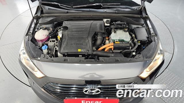 Hyundai Ioniq гибрид, 2017 6