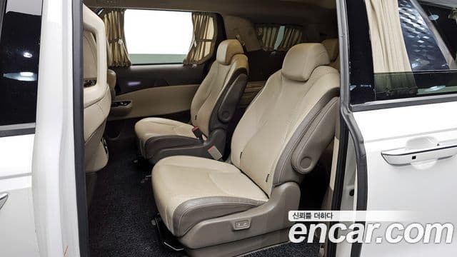 Kia Carnival 4세대 Signature, 2021 12