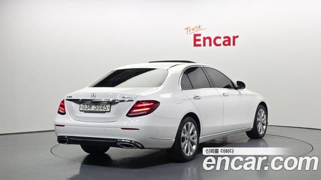 Mercedes-Benz E-класс W213 Exclusive, 2018 2