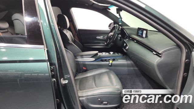 Genesis GV70, 2021 11