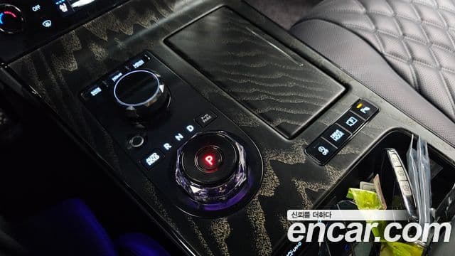 Genesis G80 (RG3) чёрный, 2026 9