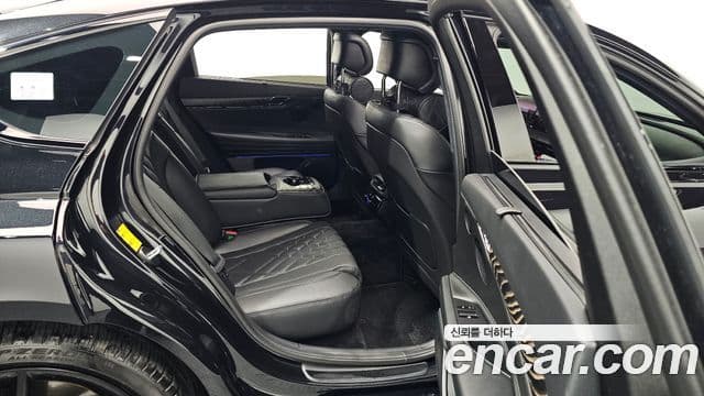 Genesis G80 (RG3) чёрный, 2026 11