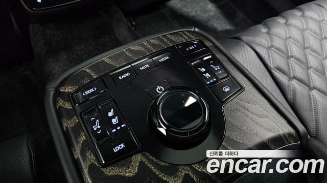 Genesis G80 (RG3) чёрный, 2026 19