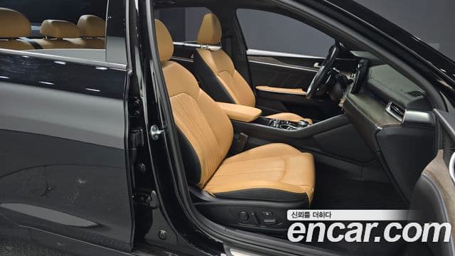 Kia K5 3세대 Signature, 2021 10