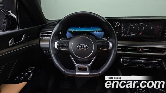 Kia K5 3세대 Signature, 2021 13