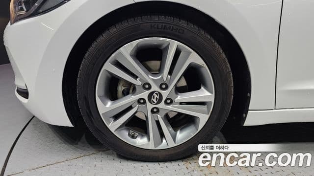 Hyundai Avante AD 1.6 GDI Value Plus, 2018 все фото