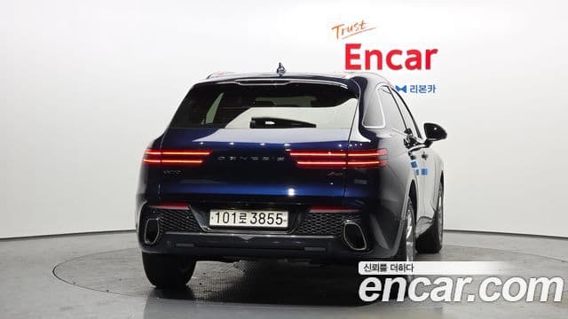 Genesis GV70, 2022 4