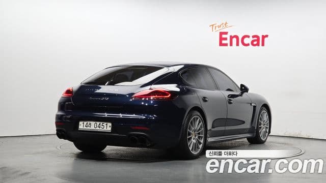 Porsche Panamera 970, 2015 2