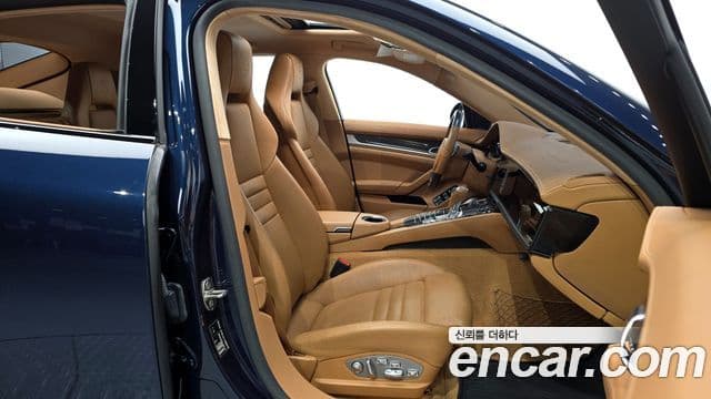 Porsche Panamera 970, 2015 10
