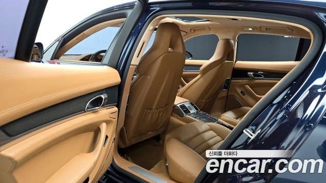 Porsche Panamera 970, 2015 13