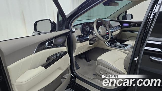 Kia Carnival 4세대 Signature, 2023 10
