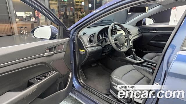 Hyundai Avante AD 1.6 GDI Value Plus, 2018 11