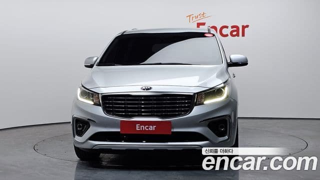 Kia The / новый New Carnival Luxury, 2019 3