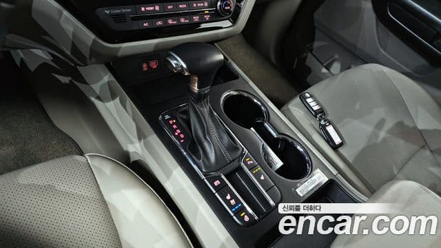 Kia The / новый New Carnival Luxury, 2019 9