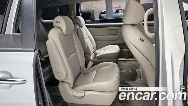 Kia The / новый New Carnival Luxury, 2019 12