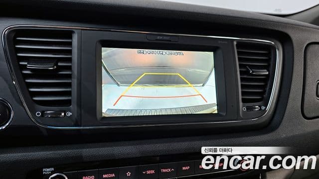 Kia The / новый New Carnival Luxury, 2019 16