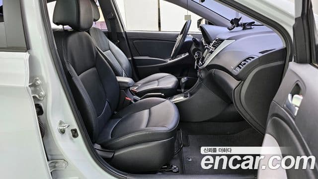 Hyundai Accent(новый кузов / новое поколение) Modern, 2018 11