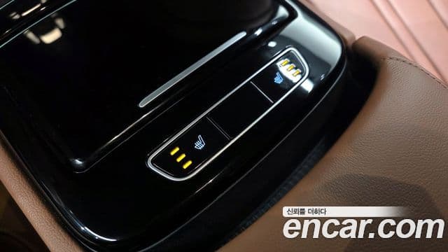 Genesis G80 (RG3) бензин 2.5 турбо AWD, 2024 18