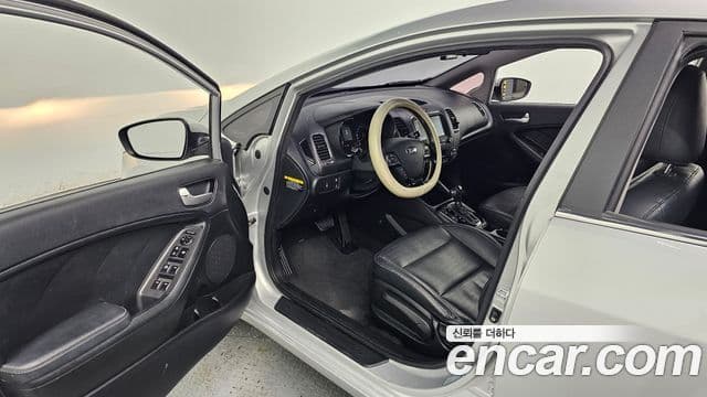 Kia The / новый New K3 Trendy, 2017 11