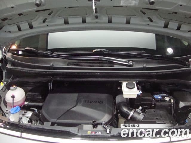 Hyundai Staria Modern, 2023 17