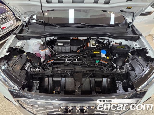 Audi Q4 e-Tron (F4) Premium, 2025 4