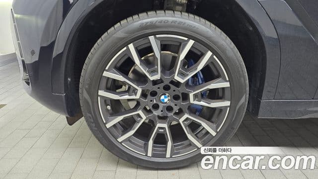 BMW X6 (G06) xDrive40i M Sport, 2025 все фото
