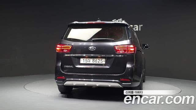 Kia The / новый New Carnival Prestige, 2019 4