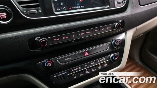 Kia The / новый New Carnival Prestige, 2019 16