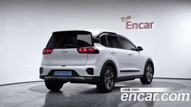 Kia Niro Plus Light (таксомоторный тип), 2023 2