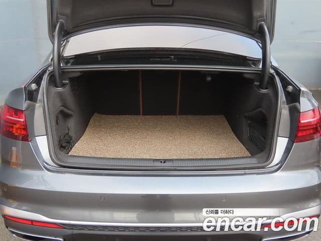 Audi A4 (B9) Premium, 2022 все фото