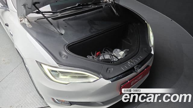 Tesla модель S Long Range, 2020 6