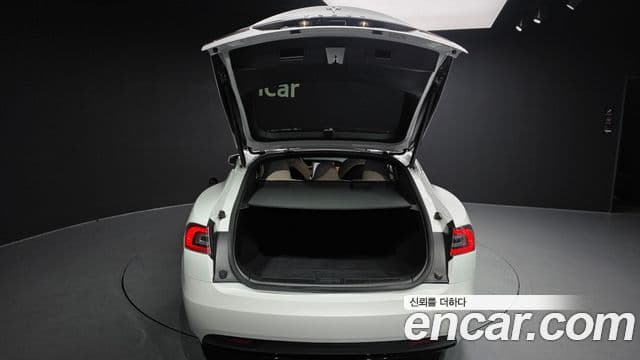 Tesla модель S Long Range, 2020 20