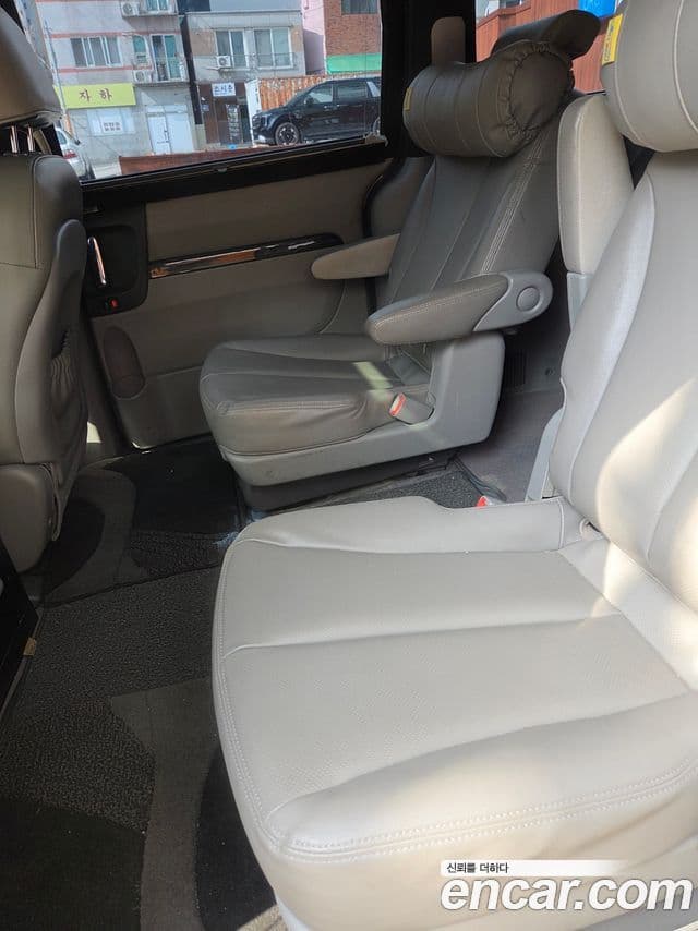 Kia Carnival R President, 2014 16