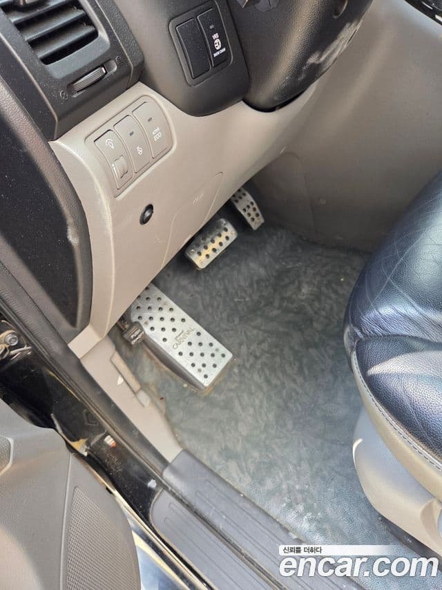 Kia Carnival R President, 2014 18